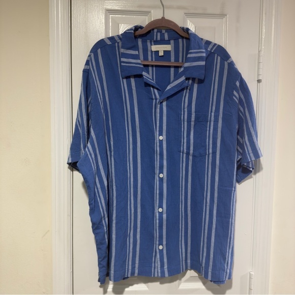 UO Standard Cloth Liam Stripe Crinkle Shirt XL Blue Casual Cotton Striped - Picture 5 of 11